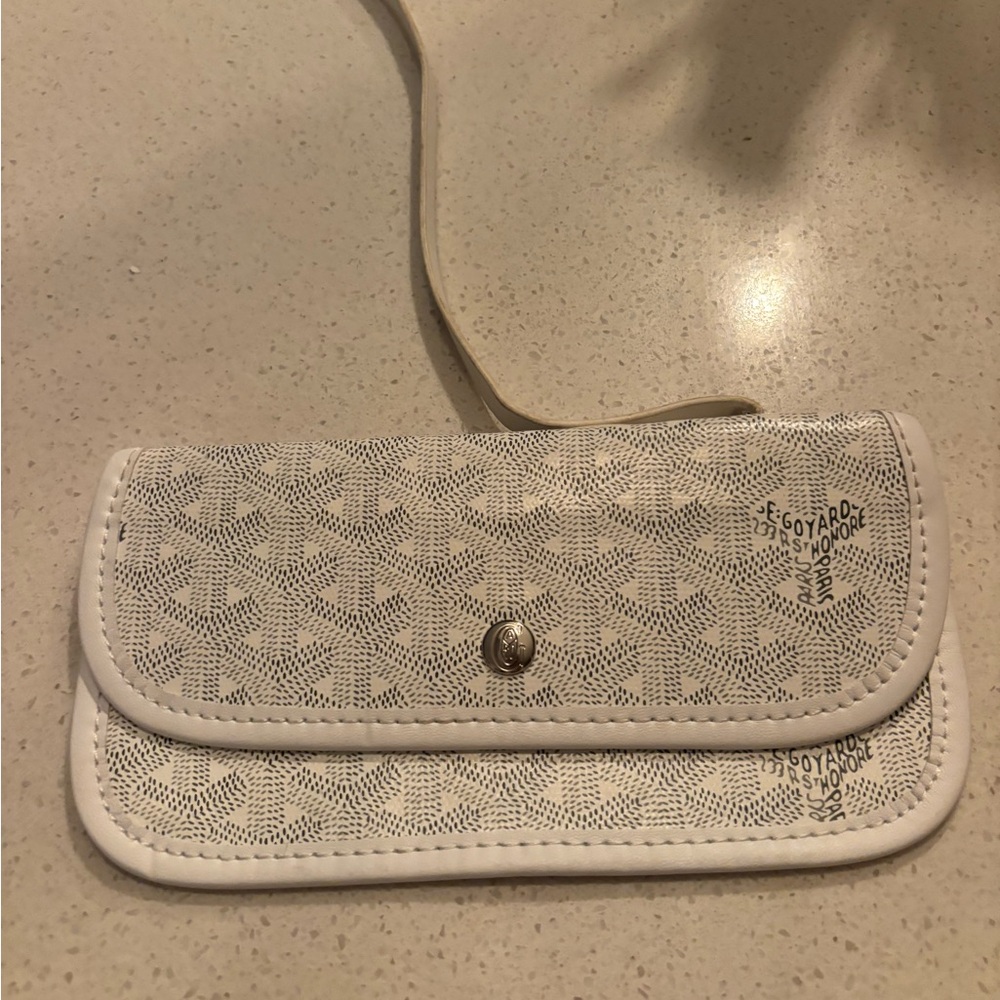 White Goyard-Style Clutch
